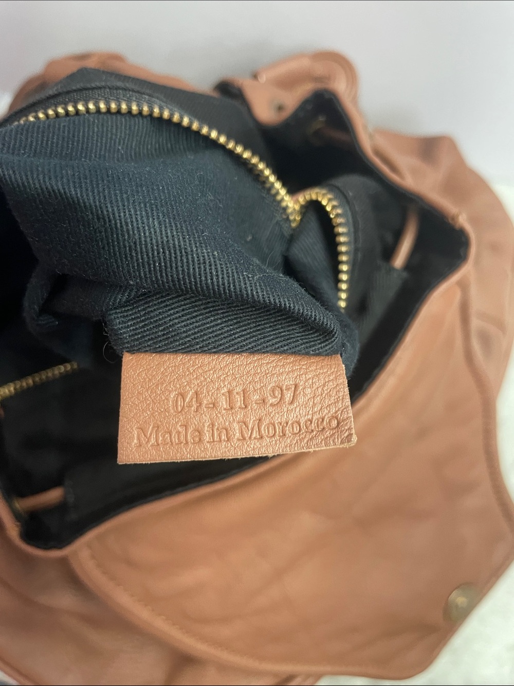 See By Chloé ‘Cherry’ Drawstring Saddle Bag - Picture 13 of 16